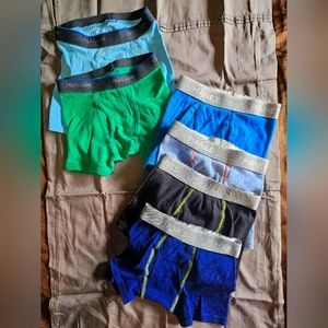 Hanes/Fruit of the Loom Boys briefs 4-5t/small